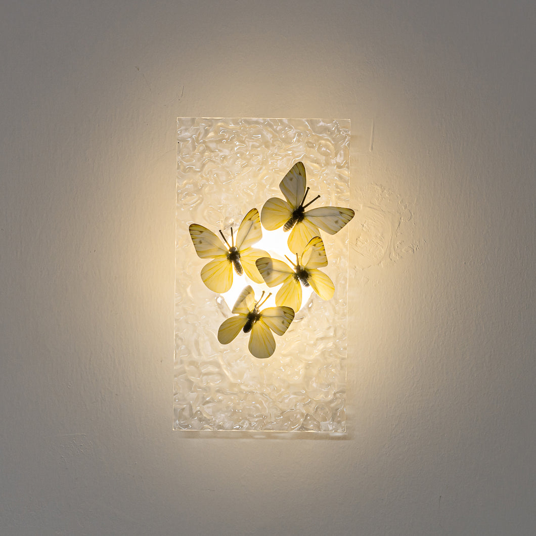 Clear Ripple Background With Cute Beige Butterfly Battery Run Remote Night Light For Bedsides Home