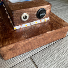 Load image into Gallery viewer, Customized Handcrafted Wooden Industrial Handmade Home Decor Convenient Hook Wall Sconce Motion Sensor Battery Lighting