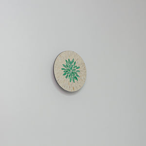 Handcrafted Shell With Green Leaf High Quality Home Decor Convenient Hook Wall Sconce Go Wire-Free Battery Background Dimmable Light