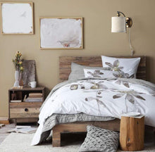 Load image into Gallery viewer, Warm Brass Plug-in Wall Lamp with Fabric Shade
